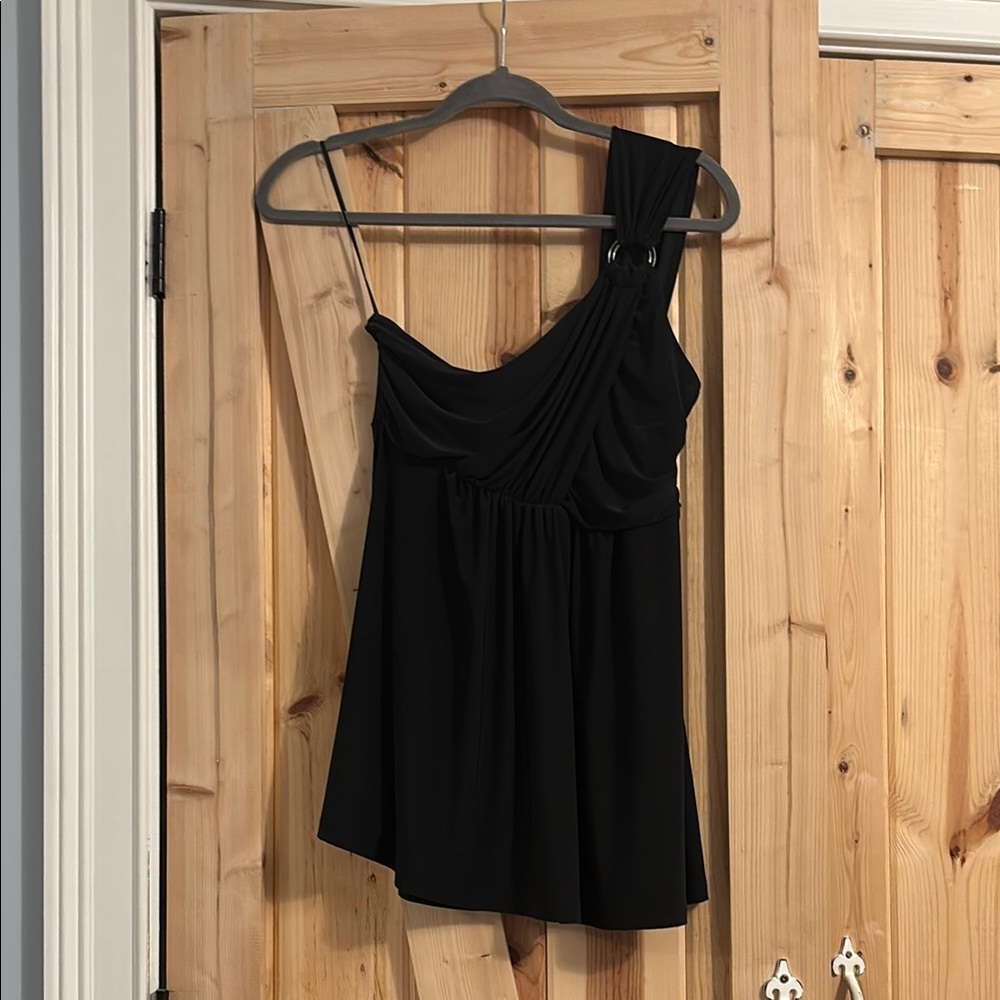 Elegant Black One-Shoulder Dress